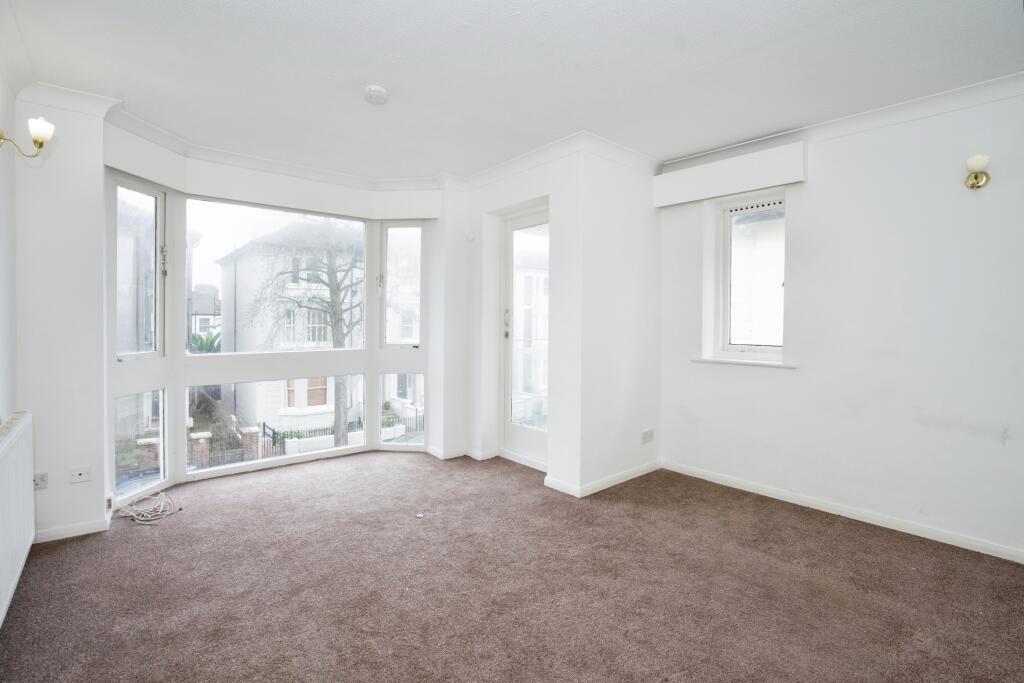2 bed Apartment