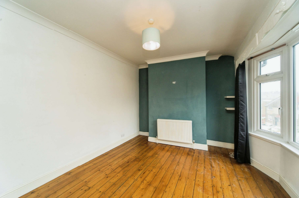 1 bed Maisonette