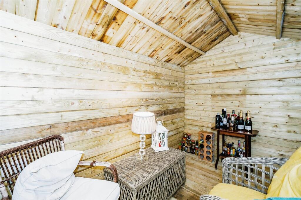2 bed Semi-Detached