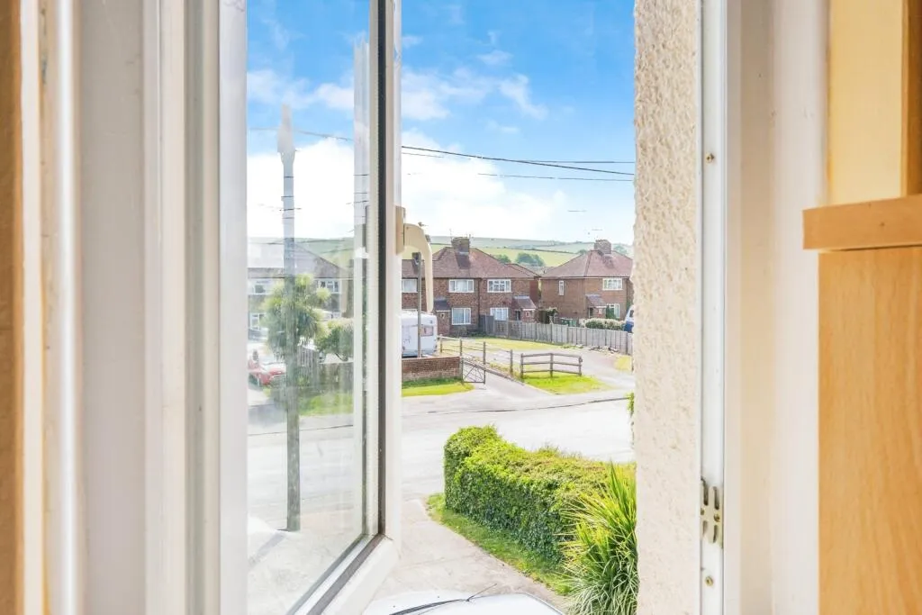 3 bed Terraced