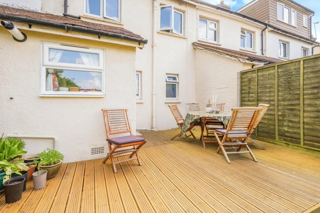 3 bed Terraced