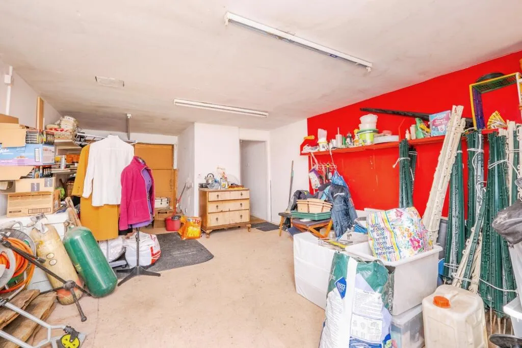 3 bed Terraced