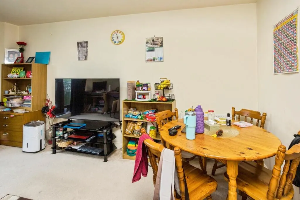 2 bed Apartment