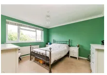 4 bed End of Terrace