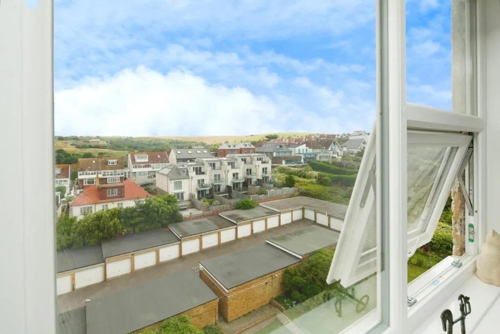 2 bed Apartment