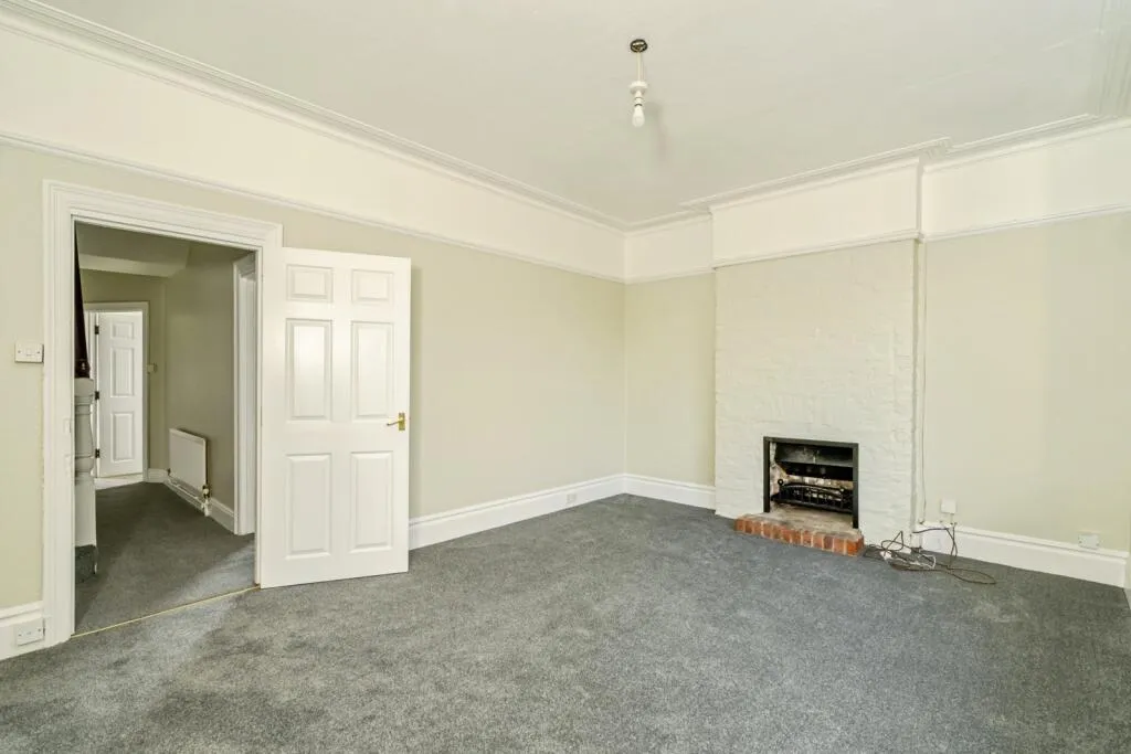 3 bed Flat Share