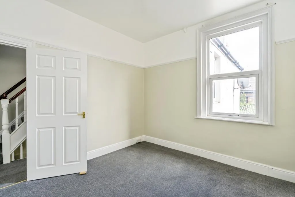 3 bed Flat Share