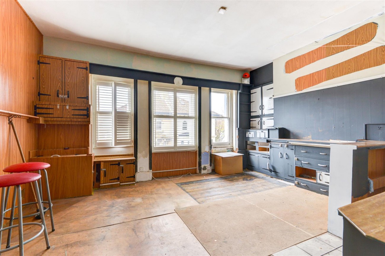 Albert Road, Brighton, Apartment