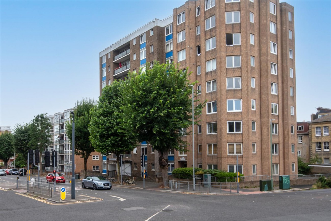 Marlborough Court, The Drive, Hove, 1 bedroom, Apartment
