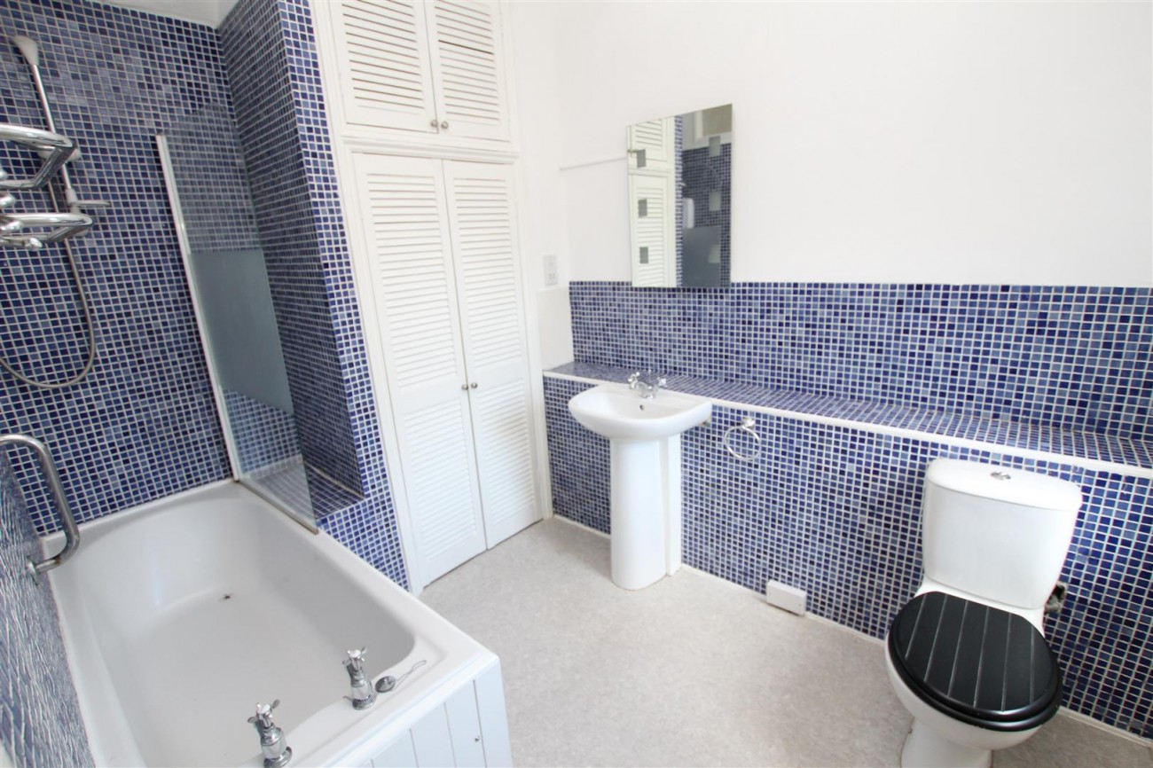 Selwyn Road, Eastbourne, 2 bedroom, House
