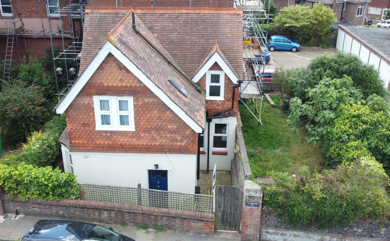 Selwyn Road, Eastbourne, 2 bedroom, House