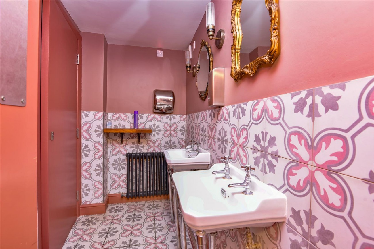 Queens Road, Brighton, Investments Commercial