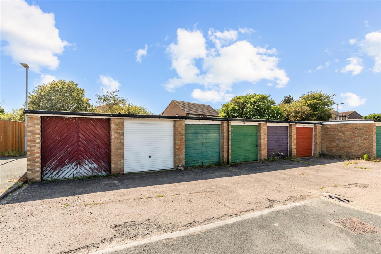 Priory Road, Eastbourne, 2 bedroom, Apartment