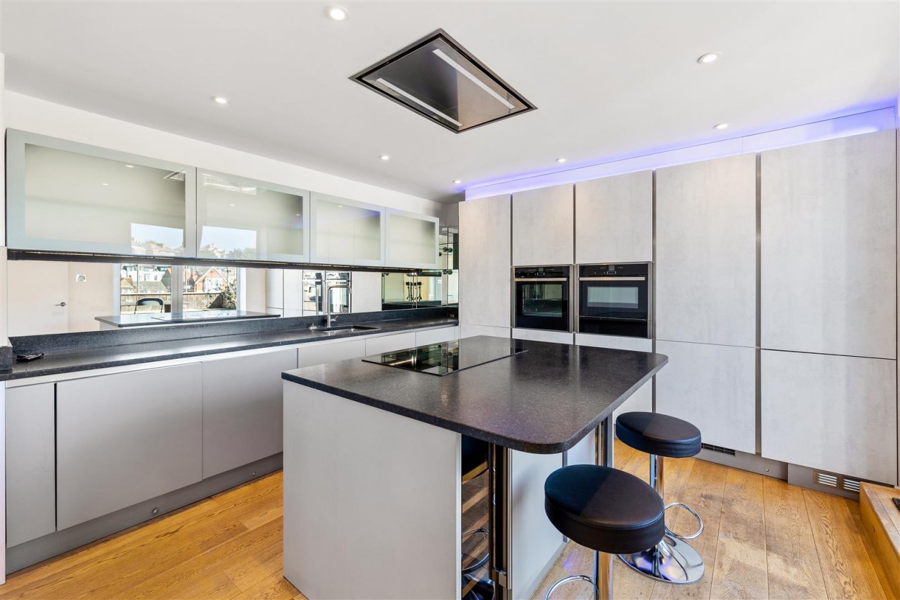 Queens Road, Brighton, 4 bedroom, Apartment