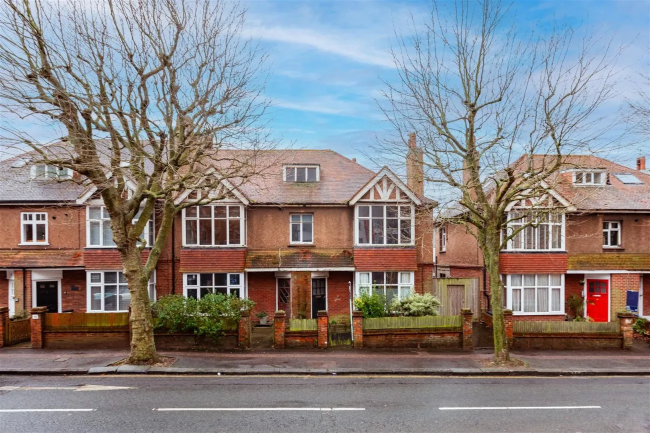 Davigdor Road, Hove, 3 bedroom, Maisonette