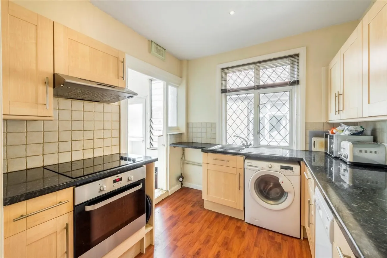 Davigdor Road, Hove, 3 bedroom, Maisonette