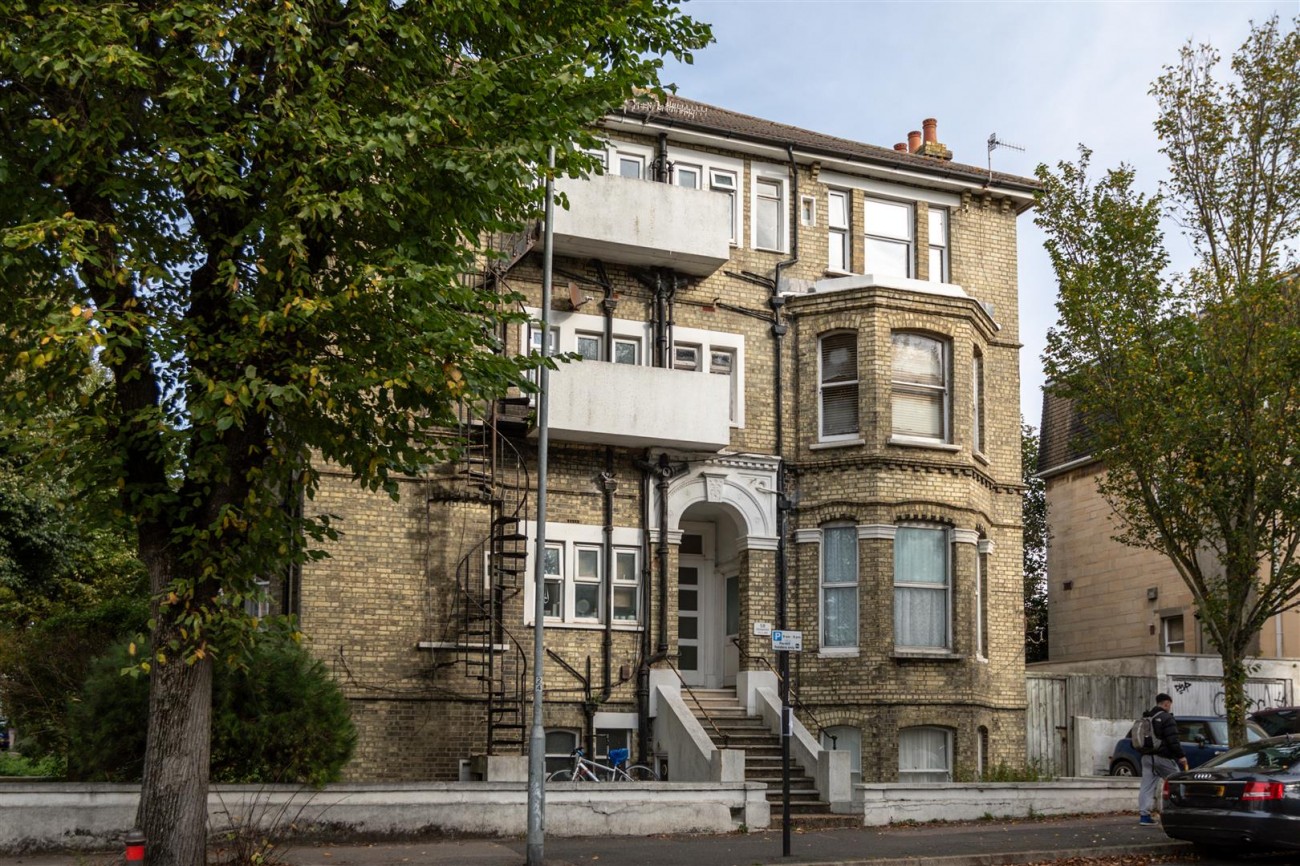 Denmark Villas, Hove, Studio