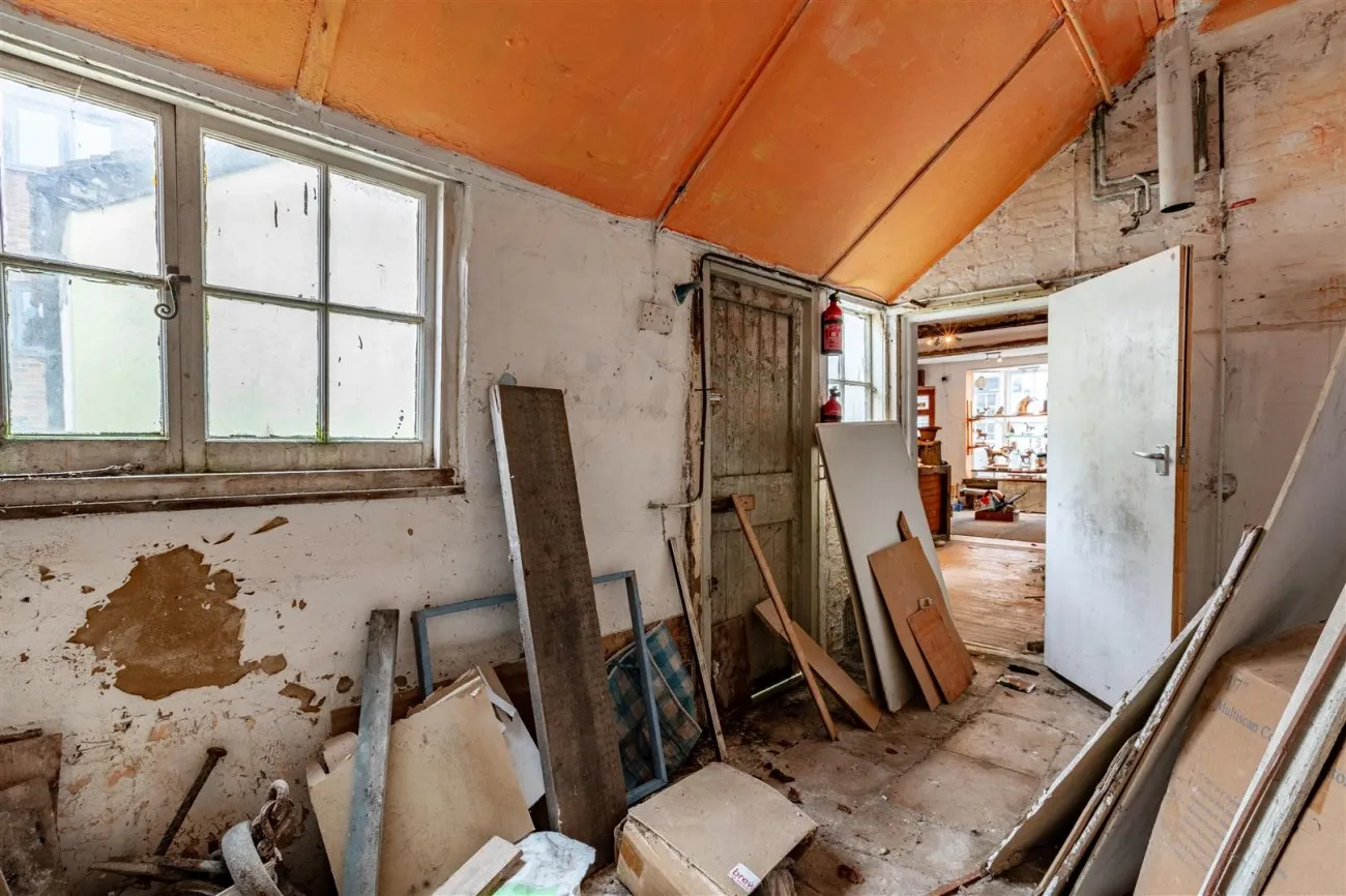 St. Pancras, Chichester, 2 bedroom, House