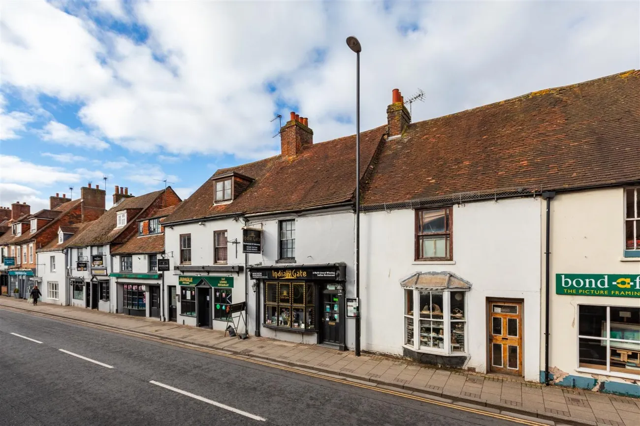 St. Pancras, Chichester, 2 bedroom, House