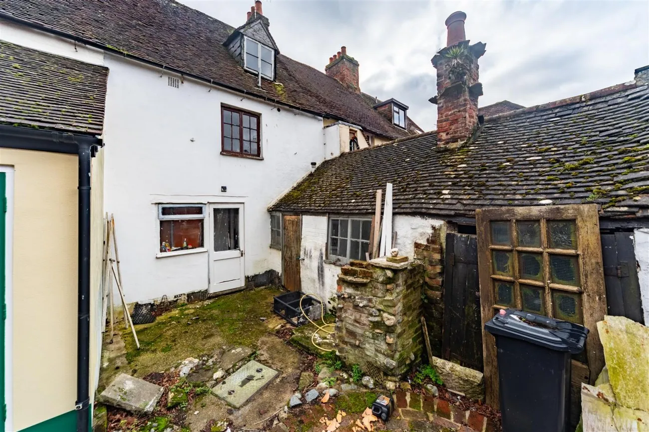 St. Pancras, Chichester, 2 bedroom, House