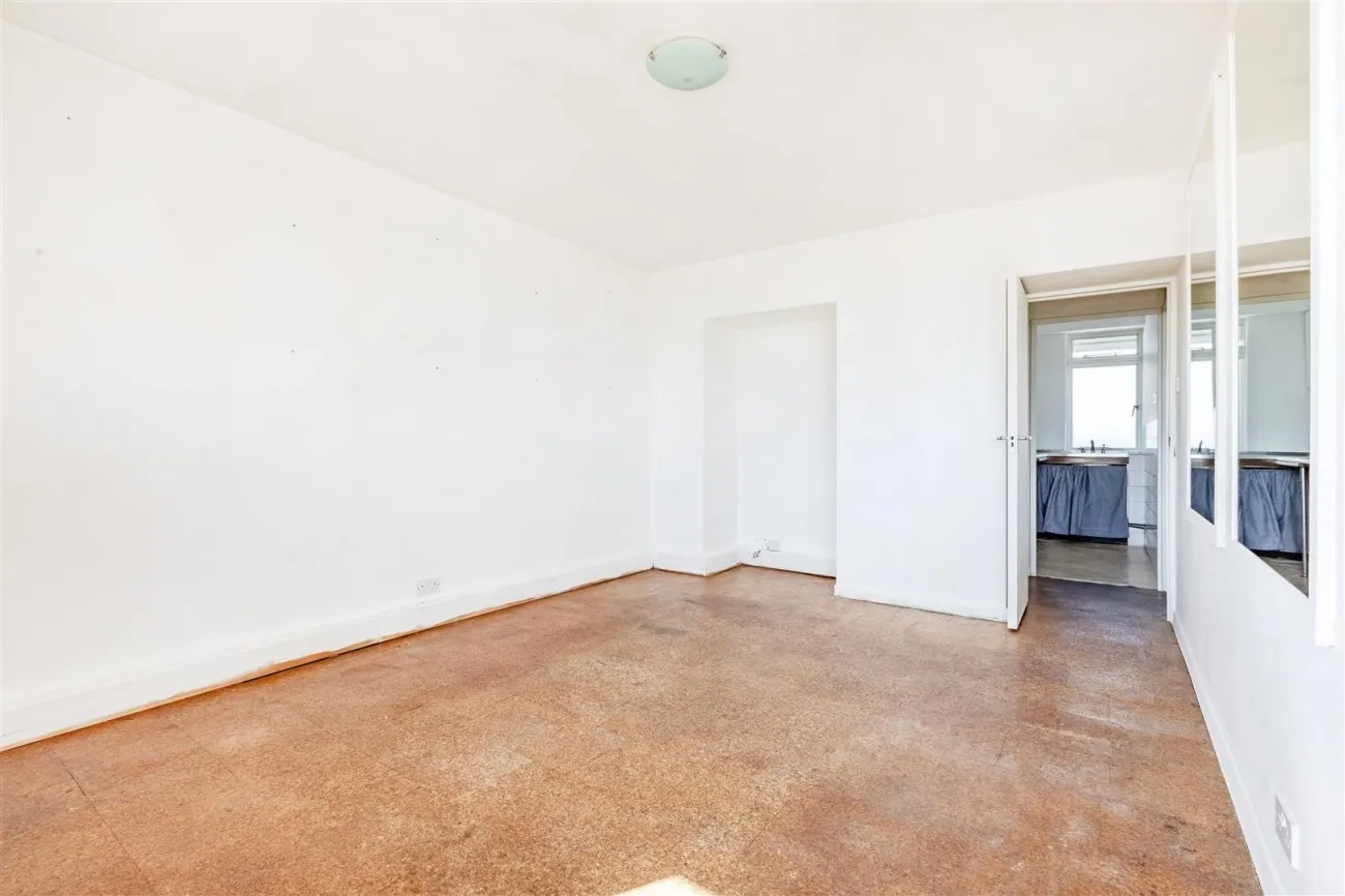 Embassy Court, Kings Road, Brighton, 1 bedroom, Apartment