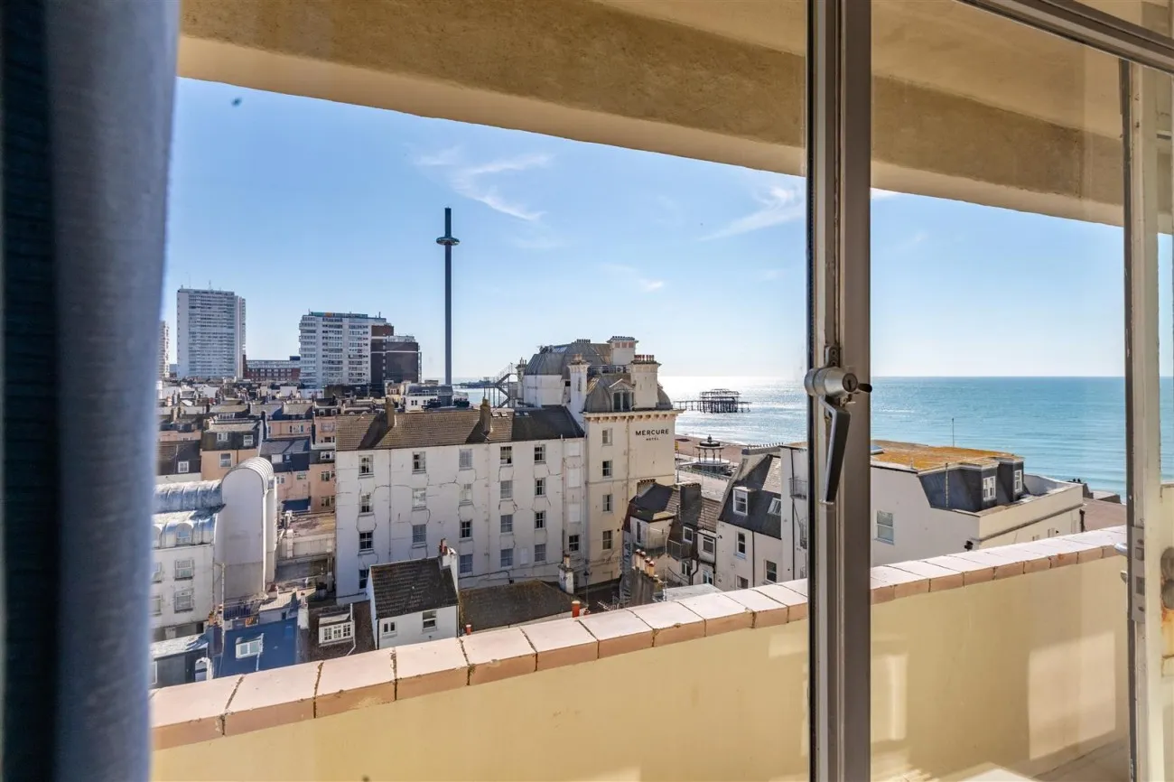 Embassy Court, Kings Road, Brighton, 1 bedroom, Apartment