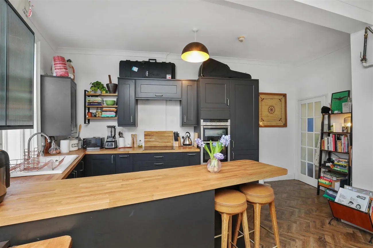 Buckingham Place, Brighton, 1 bedroom, Apartment