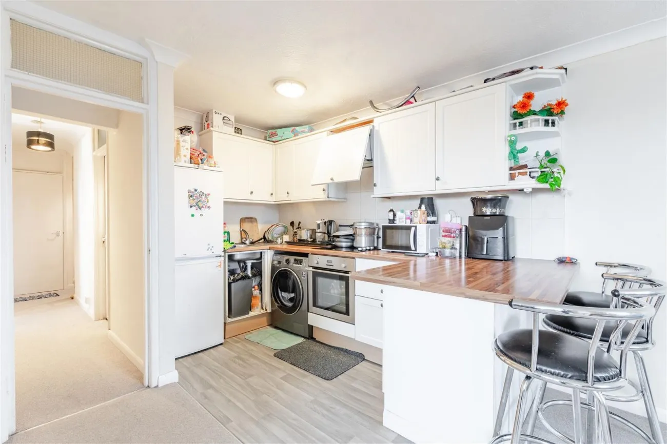 Brighton Road, Worthing, 2 bedroom, Apartment