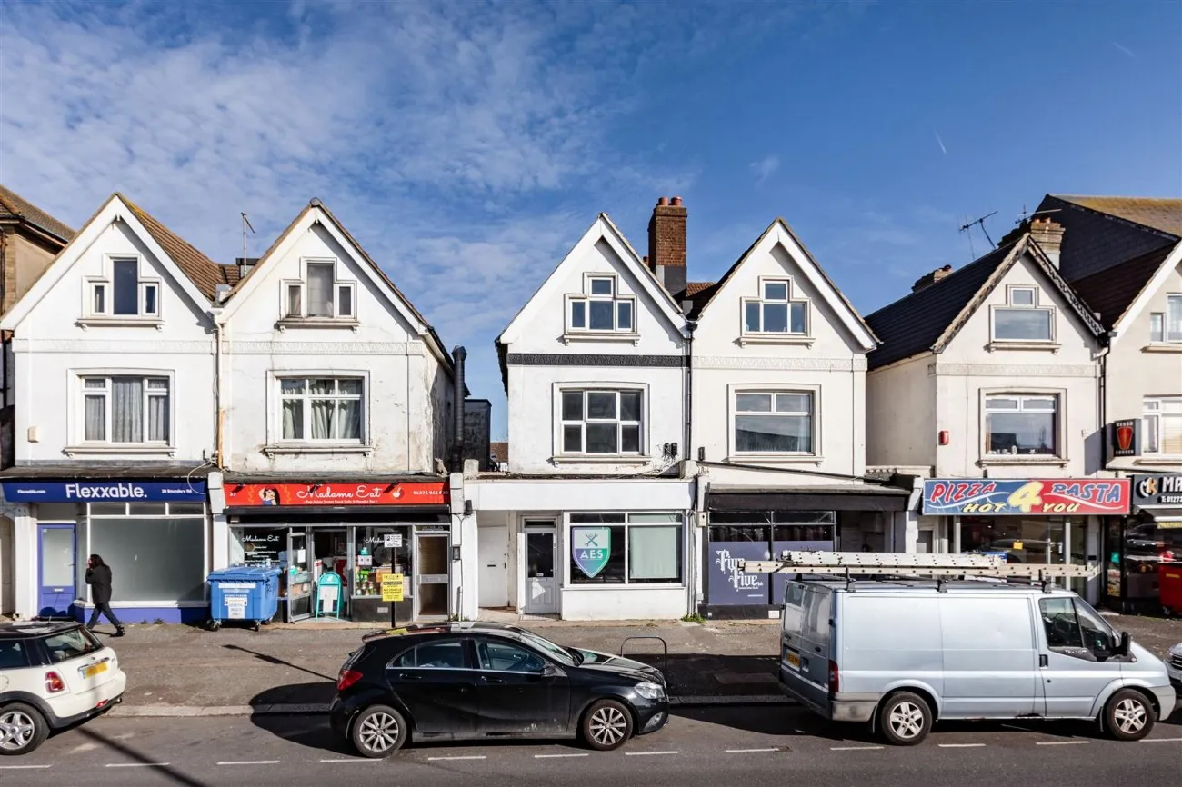 Boundary Road, Hove, 3 bedroom, House