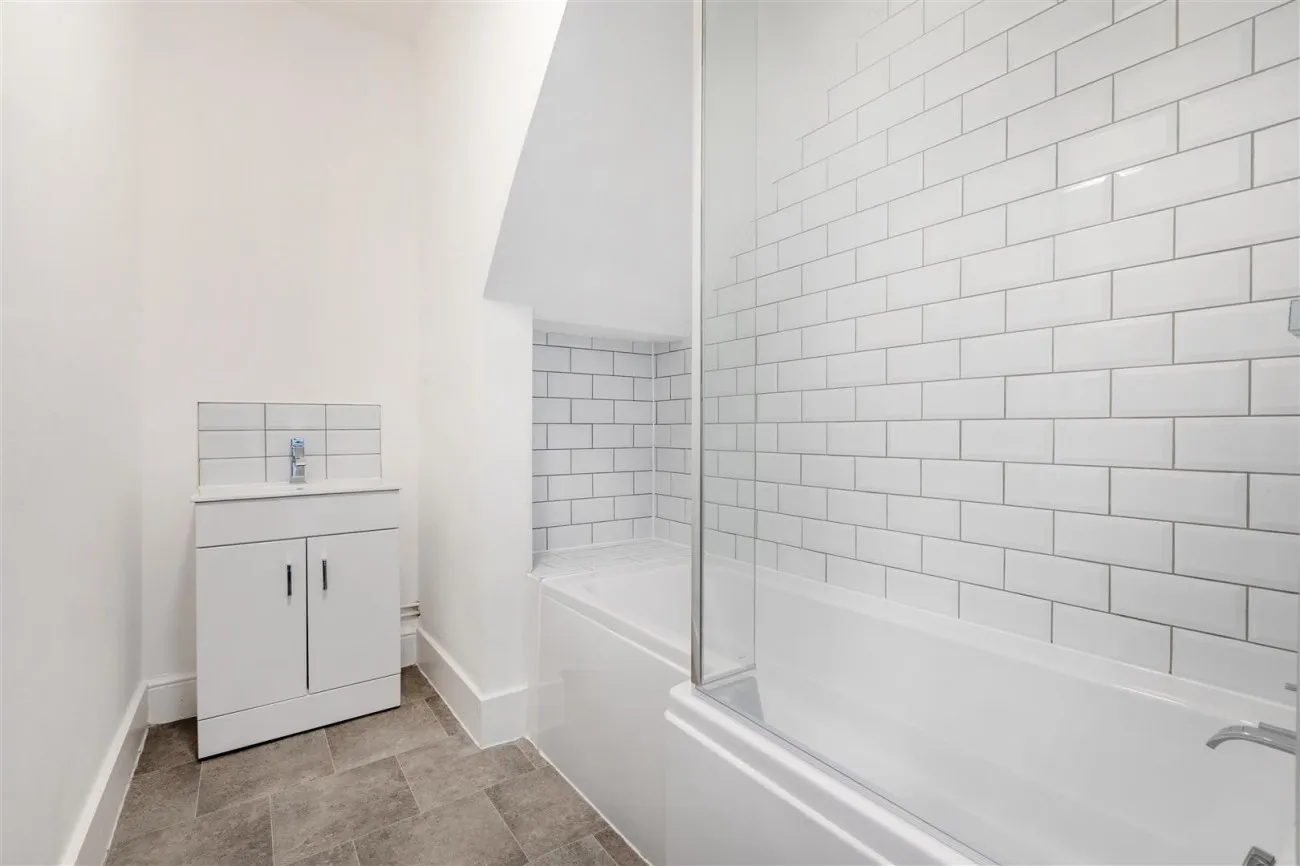 Boundary Road, Hove, 3 bedroom, House