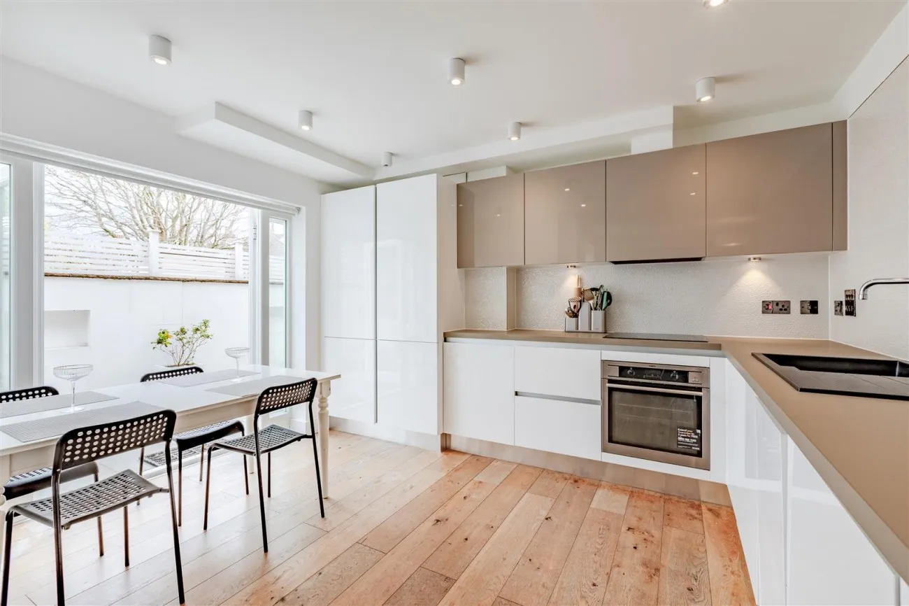 Florence Road, Brighton, 19 bedroom, Investments Residential