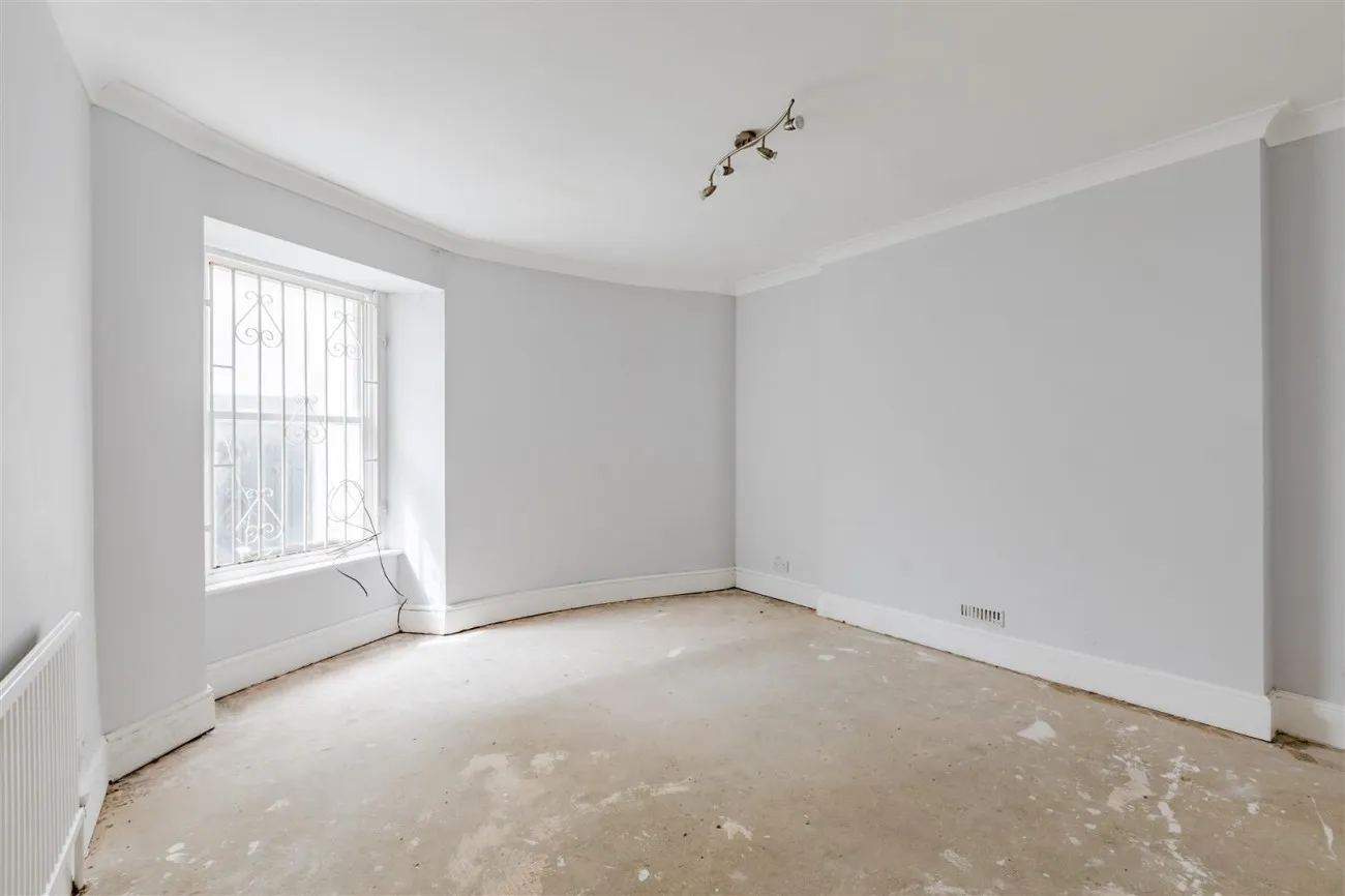 Chichester Terrace, Brighton, 3 bedroom, Apartment