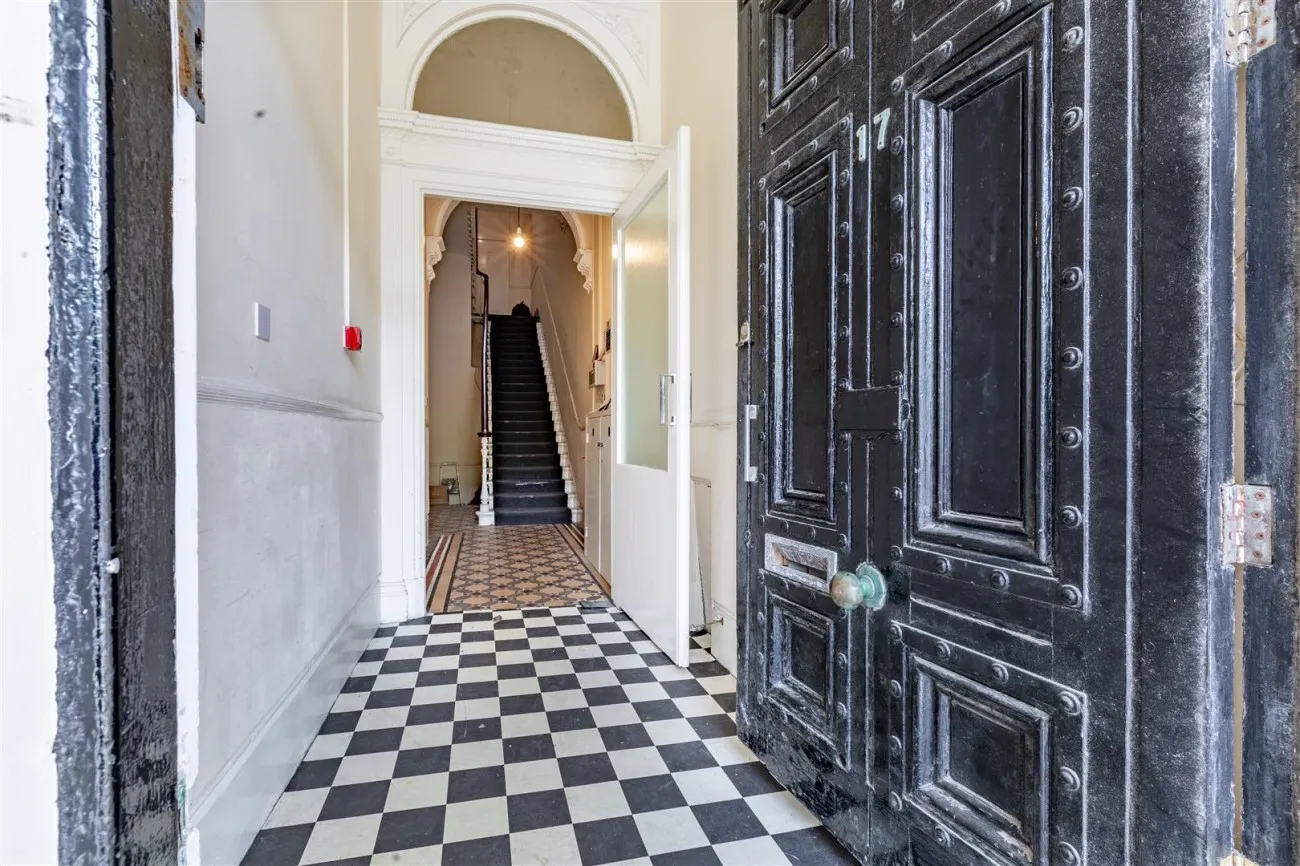 Palmeira Square, Hove, 2 bedroom, Apartment