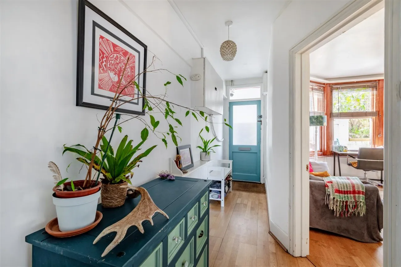 Millers Road, Brighton, 1 bedroom, Apartment