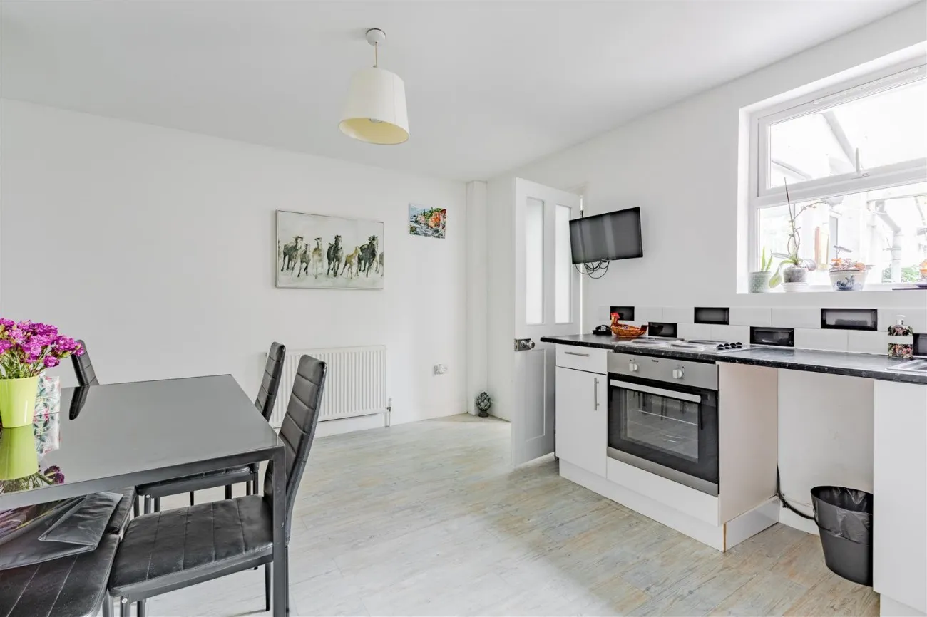 Hart Road, Dorking, 3 bedroom, House
