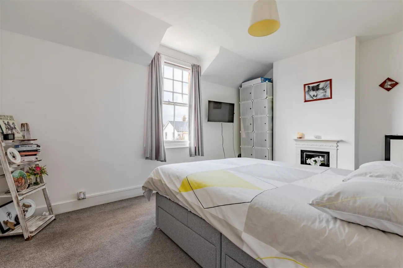 Hart Road, Dorking, 3 bedroom, House