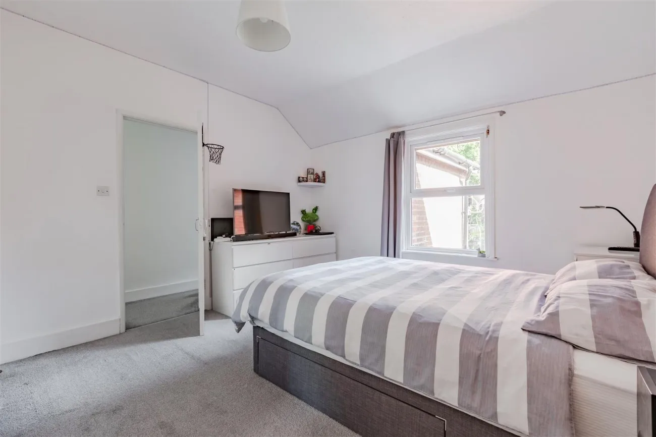 Hart Road, Dorking, 3 bedroom, House