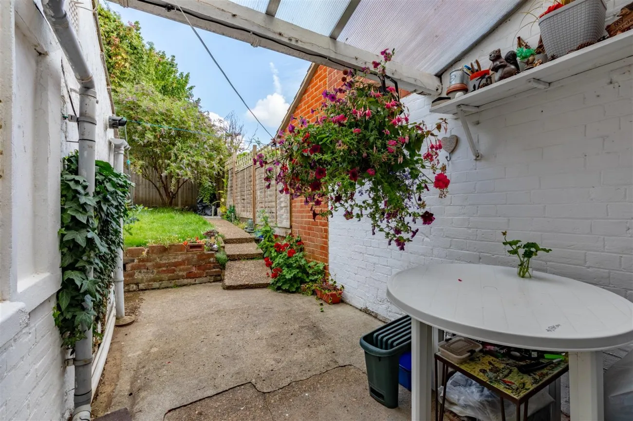 Hart Road, Dorking, 3 bedroom, House