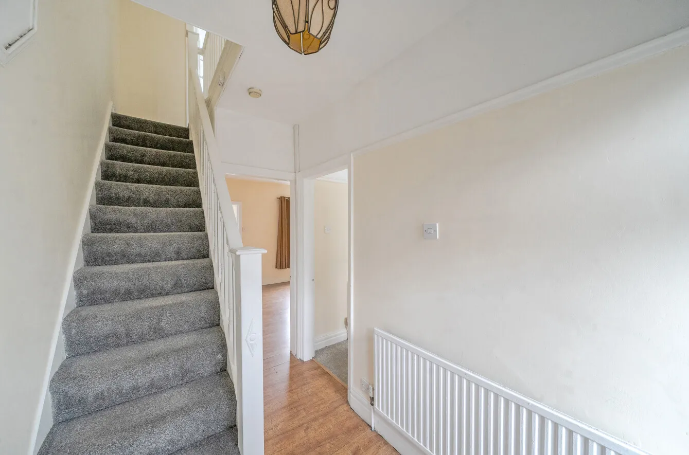 3 bed End of Terrace