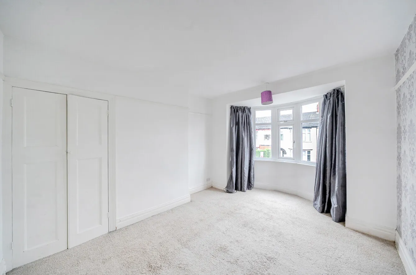 3 bed End of Terrace