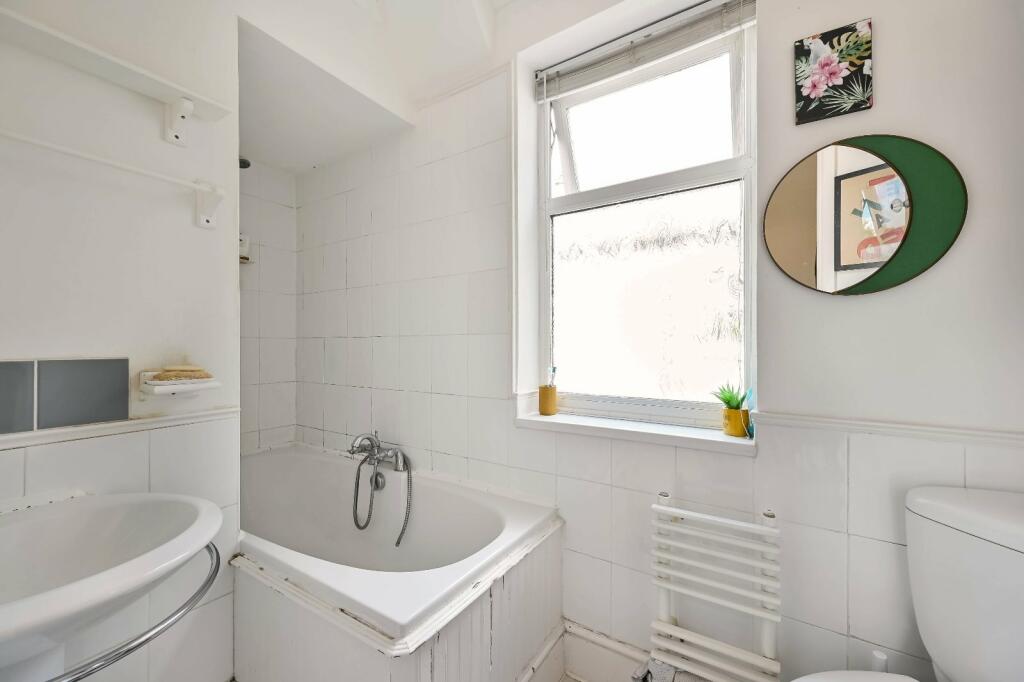 3 bed Terraced