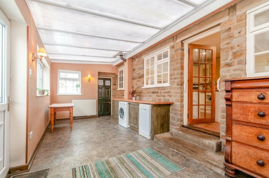 3 bed Detached Bungalow