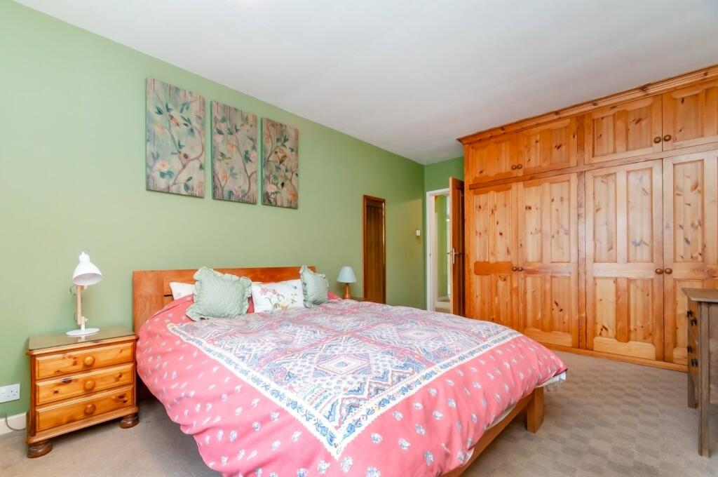 3 bed Detached Bungalow