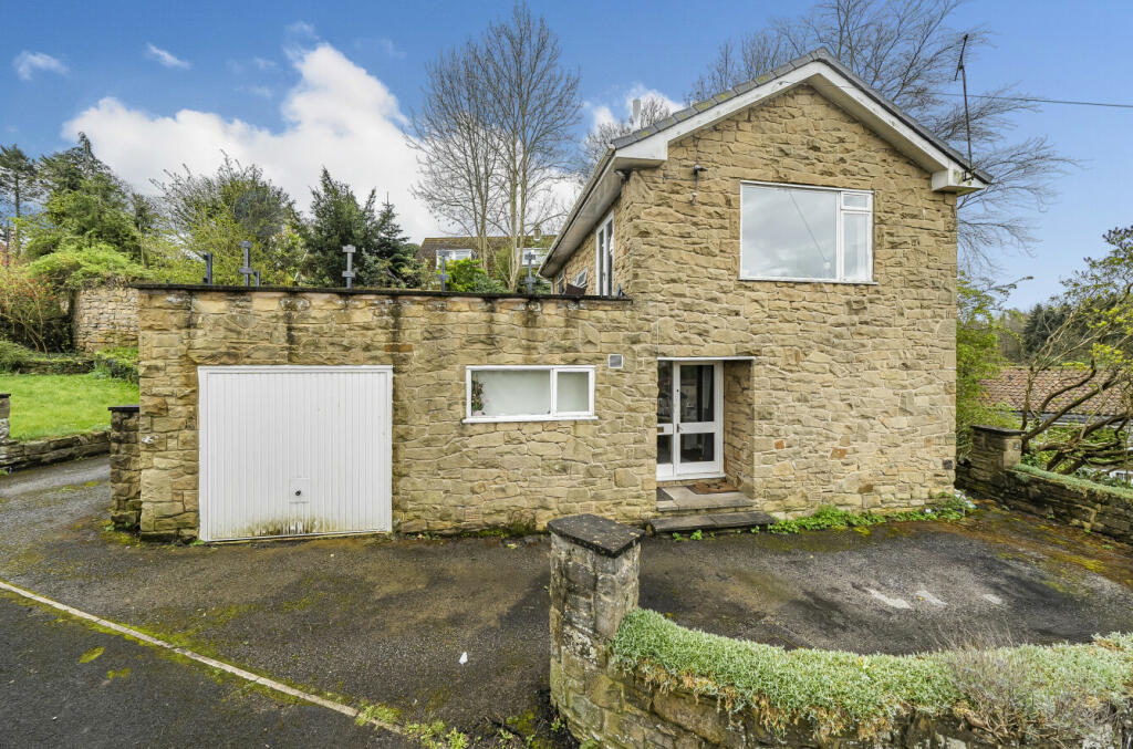4 bed Detached