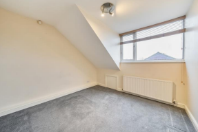 1 bed Apartment