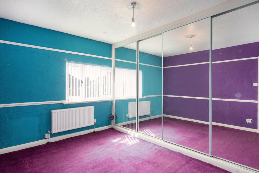 5 bed Terraced