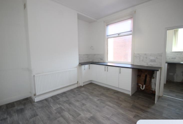 4 bed Terraced