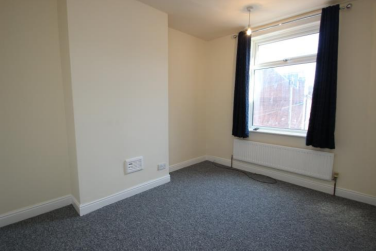 4 bed Terraced