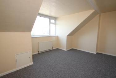 4 bed Terraced
