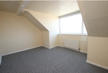 4 bed Terraced